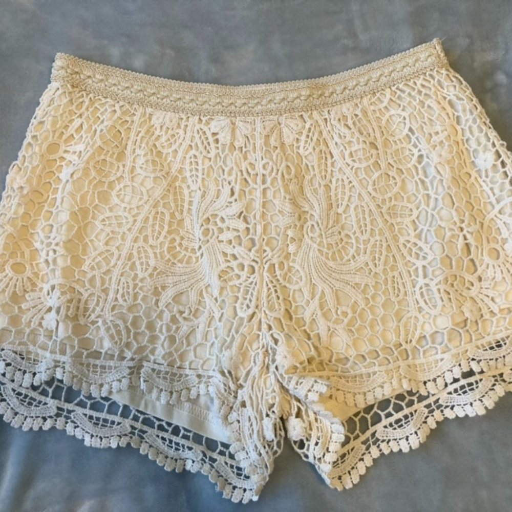 Women's Crochet Lace Shorts in Size Small